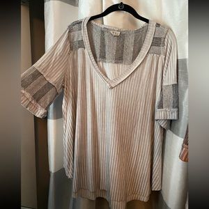 POL Crochet Detail Ribbed Short Sleeve Top- Medium